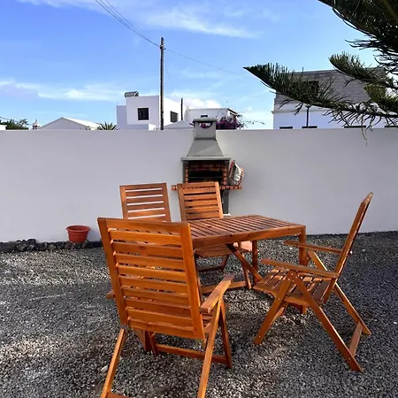 Nopasanada Tu Casa En Lanzarote - By Lanzarote Affittacamere 3*