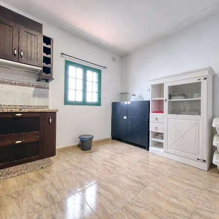 Maison d'hôtes Nopasanada Tu Casa En Lanzarote El Cuchillo