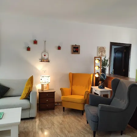 Affittacamere Nopasanada Tu Casa En Lanzarote - By Lanzarote 3*